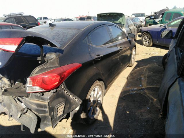 Photo 3 VIN: KMHDH4AE1DU657945 - HYUNDAI ELANTRA 