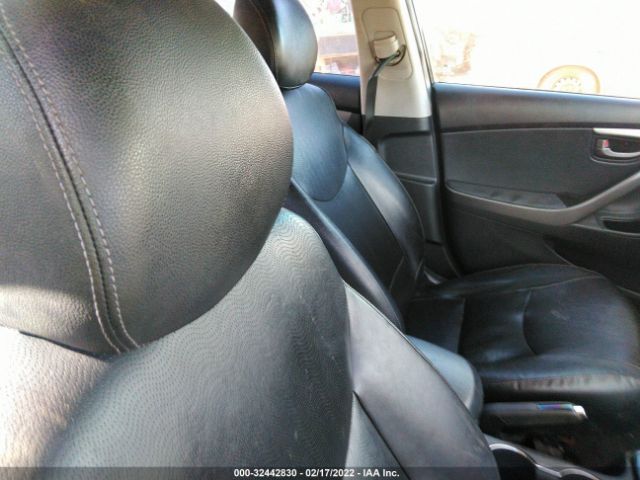 Photo 4 VIN: KMHDH4AE1DU657945 - HYUNDAI ELANTRA 