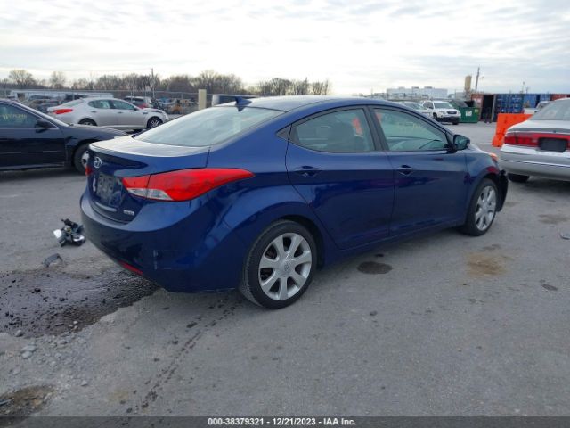 Photo 3 VIN: KMHDH4AE1DU677452 - HYUNDAI ELANTRA 