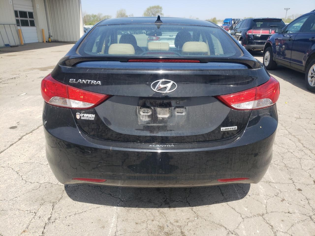 Photo 5 VIN: KMHDH4AE1DU750917 - HYUNDAI ELANTRA 