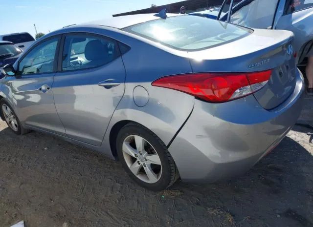 Photo 2 VIN: KMHDH4AE1DU805043 - HYUNDAI ELANTRA 