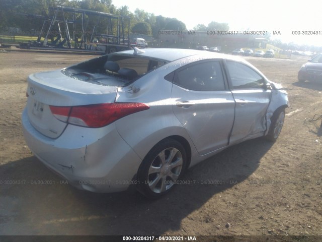 Photo 3 VIN: KMHDH4AE1DU843548 - HYUNDAI ELANTRA 