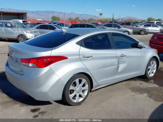 Photo 3 VIN: KMHDH4AE1DU869101 - HYUNDAI ELANTRA 