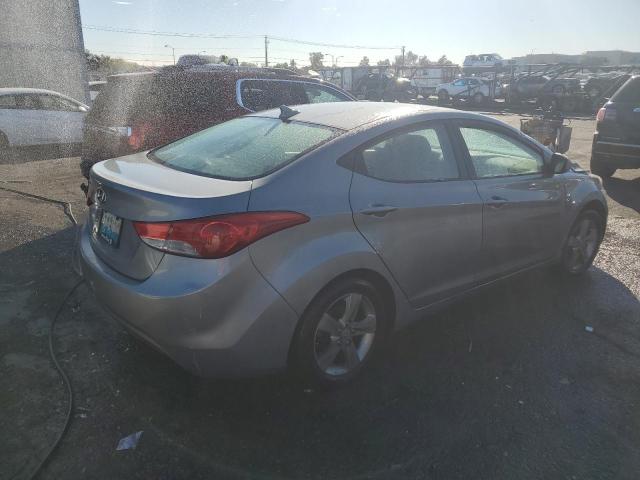 Photo 2 VIN: KMHDH4AE1DU917745 - HYUNDAI ELANTRA 