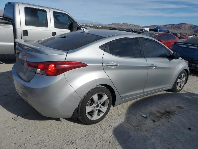 Photo 2 VIN: KMHDH4AE1DU955928 - HYUNDAI ELANTRA 