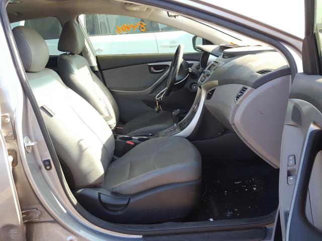 Photo 4 VIN: KMHDH4AE1DU968386 - HYUNDAI ELANTRA GL 