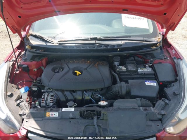 Photo 9 VIN: KMHDH4AE1FU223995 - HYUNDAI ELANTRA 