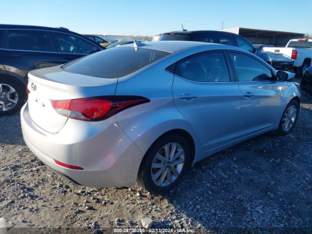 Photo 3 VIN: KMHDH4AE1FU226377 - HYUNDAI ELANTRA 