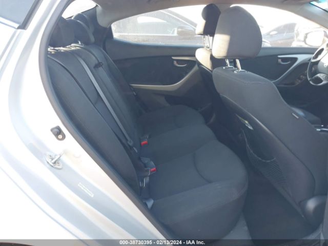 Photo 7 VIN: KMHDH4AE1FU226377 - HYUNDAI ELANTRA 