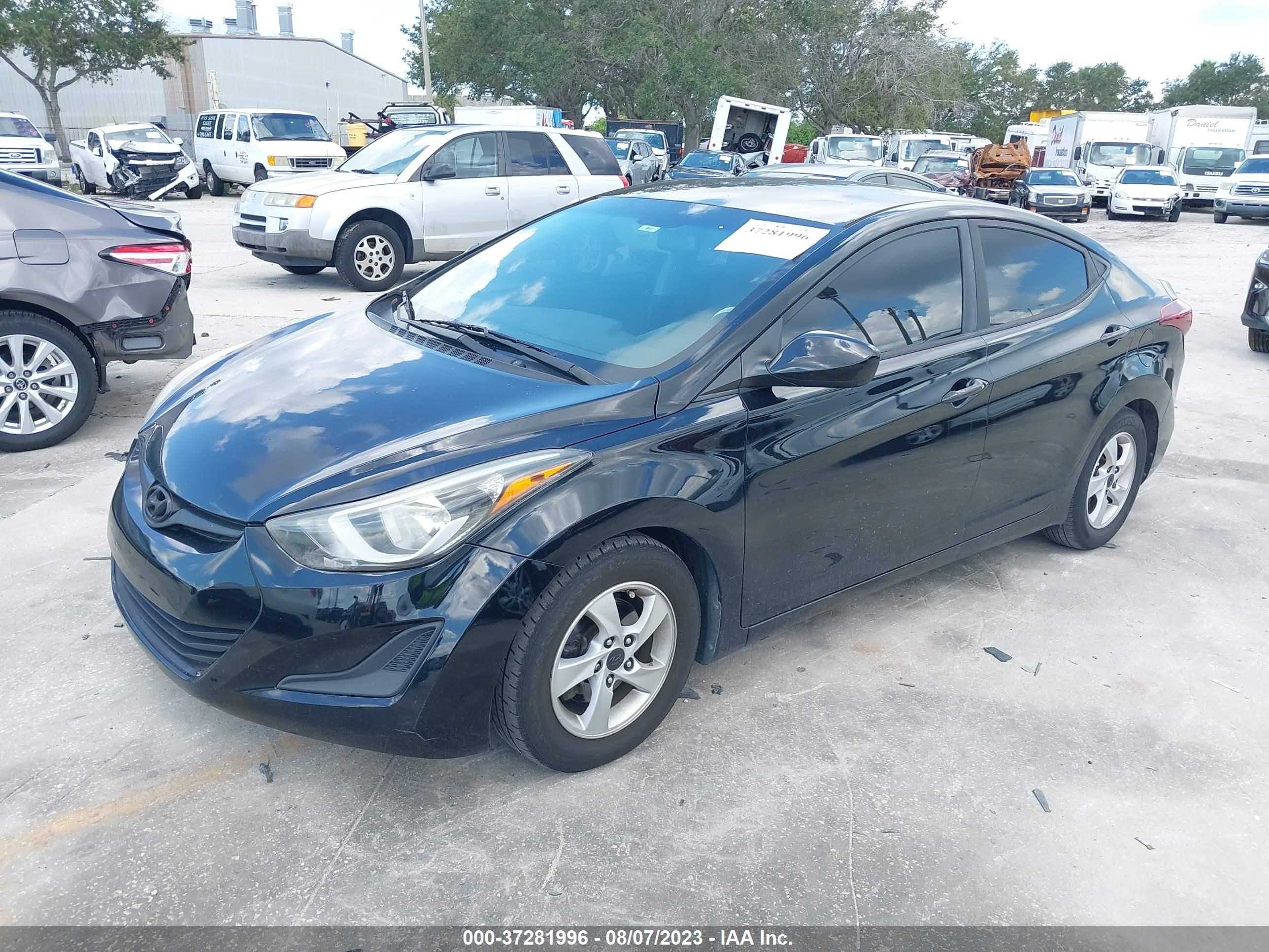 Photo 1 VIN: KMHDH4AE1FU263462 - HYUNDAI ELANTRA 