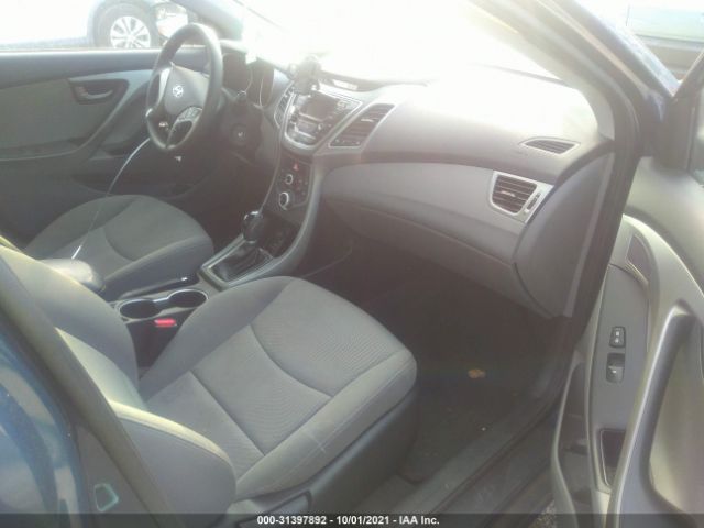 Photo 4 VIN: KMHDH4AE1FU279337 - HYUNDAI ELANTRA 