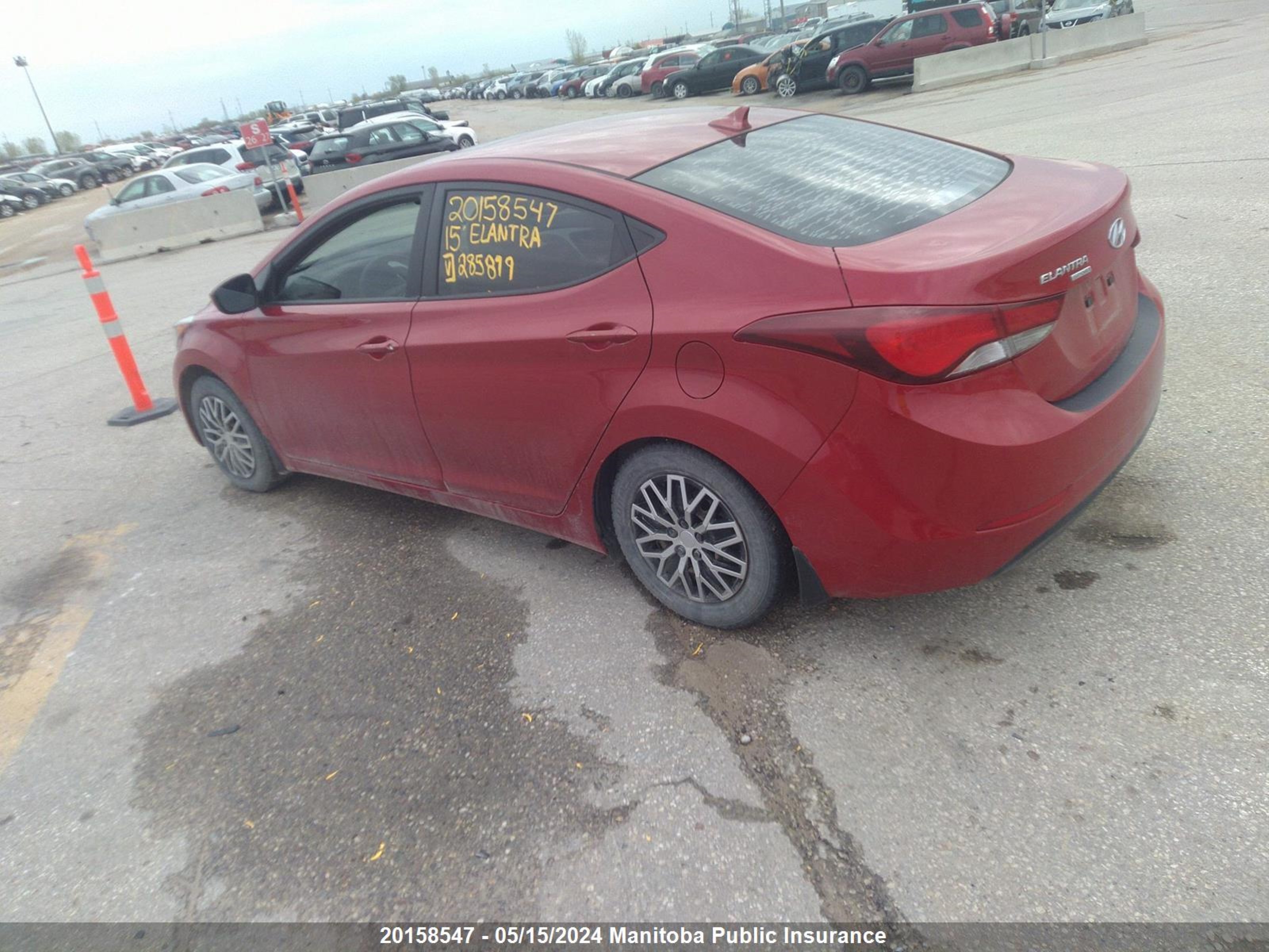 Photo 2 VIN: KMHDH4AE1FU285879 - HYUNDAI ELANTRA 