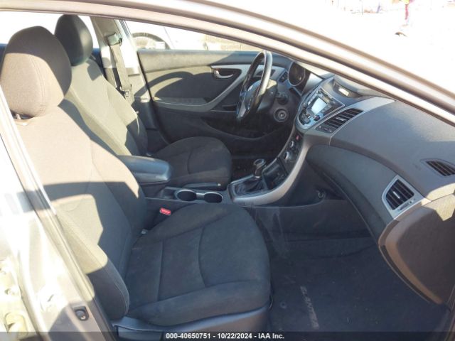 Photo 4 VIN: KMHDH4AE1FU293657 - HYUNDAI ELANTRA 