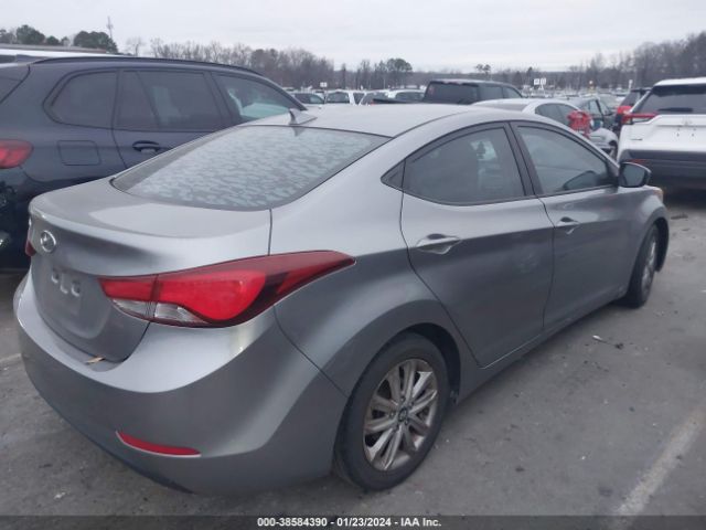 Photo 3 VIN: KMHDH4AE1FU311039 - HYUNDAI ELANTRA 