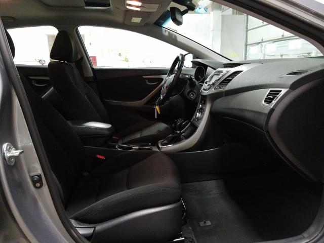 Photo 4 VIN: KMHDH4AE1FU321411 - HYUNDAI ELANTRA SE 