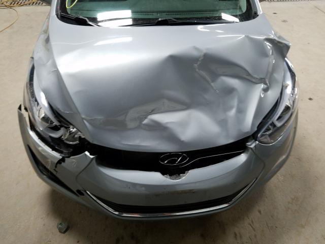 Photo 6 VIN: KMHDH4AE1FU321411 - HYUNDAI ELANTRA SE 