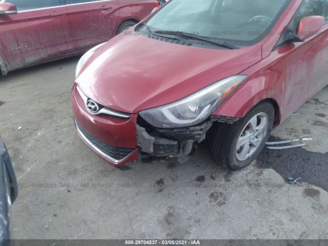 Photo 5 VIN: KMHDH4AE1FU363500 - HYUNDAI ELANTRA 