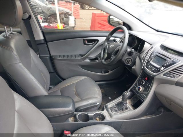 Photo 4 VIN: KMHDH4AE1FU414221 - HYUNDAI ELANTRA 