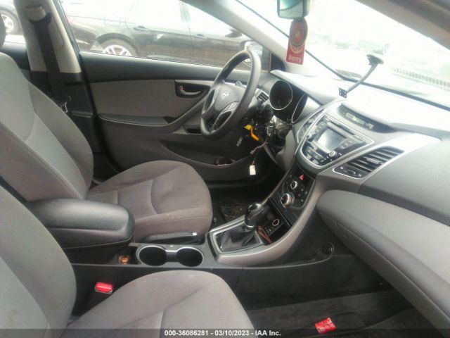 Photo 4 VIN: KMHDH4AE1FU445369 - HYUNDAI ELANTRA 