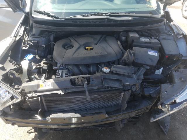 Photo 6 VIN: KMHDH4AE1GU477000 - HYUNDAI ELANTRA SE 