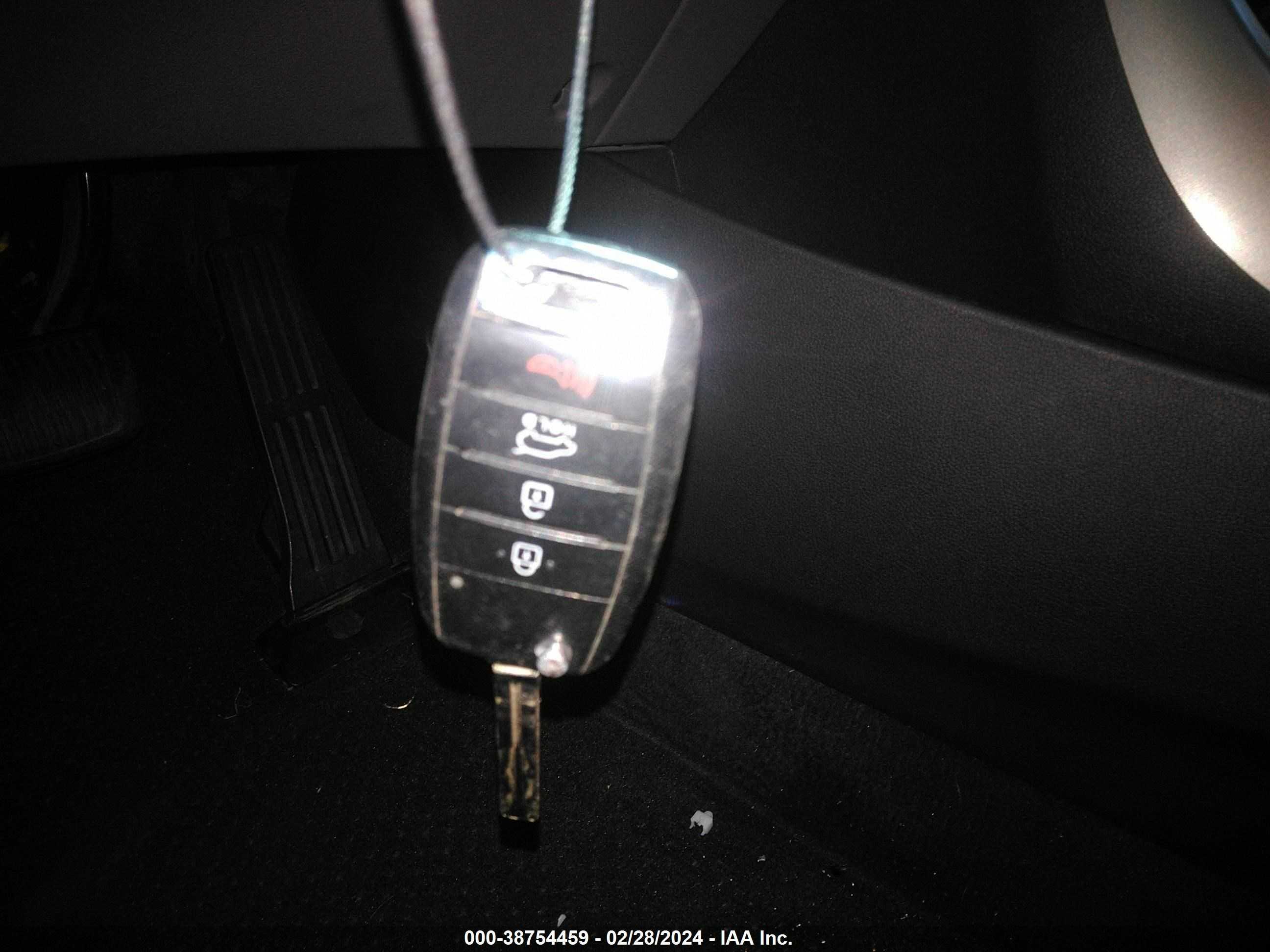 Photo 10 VIN: KMHDH4AE1GU503837 - HYUNDAI ELANTRA 