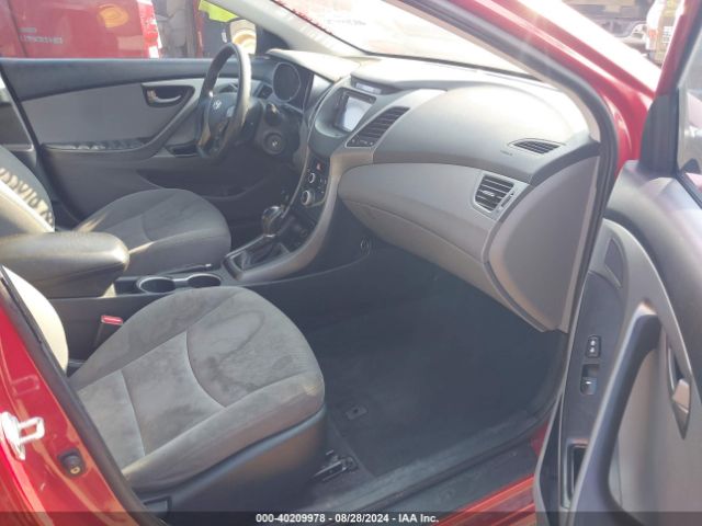 Photo 4 VIN: KMHDH4AE1GU517589 - HYUNDAI ELANTRA 