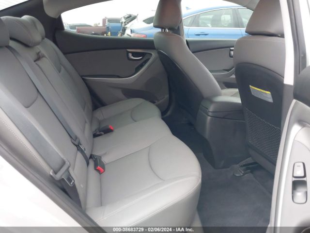 Photo 7 VIN: KMHDH4AE1GU553332 - HYUNDAI ELANTRA 