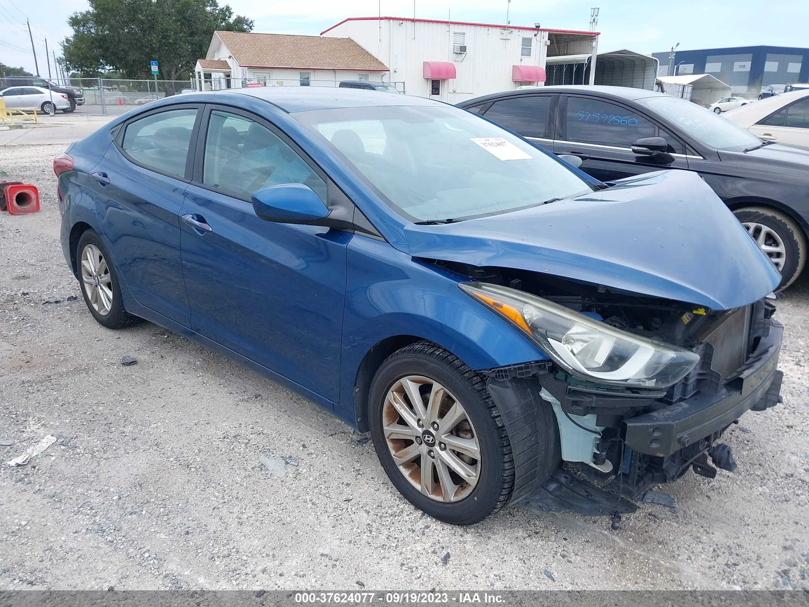 Photo 0 VIN: KMHDH4AE1GU570308 - HYUNDAI ELANTRA 