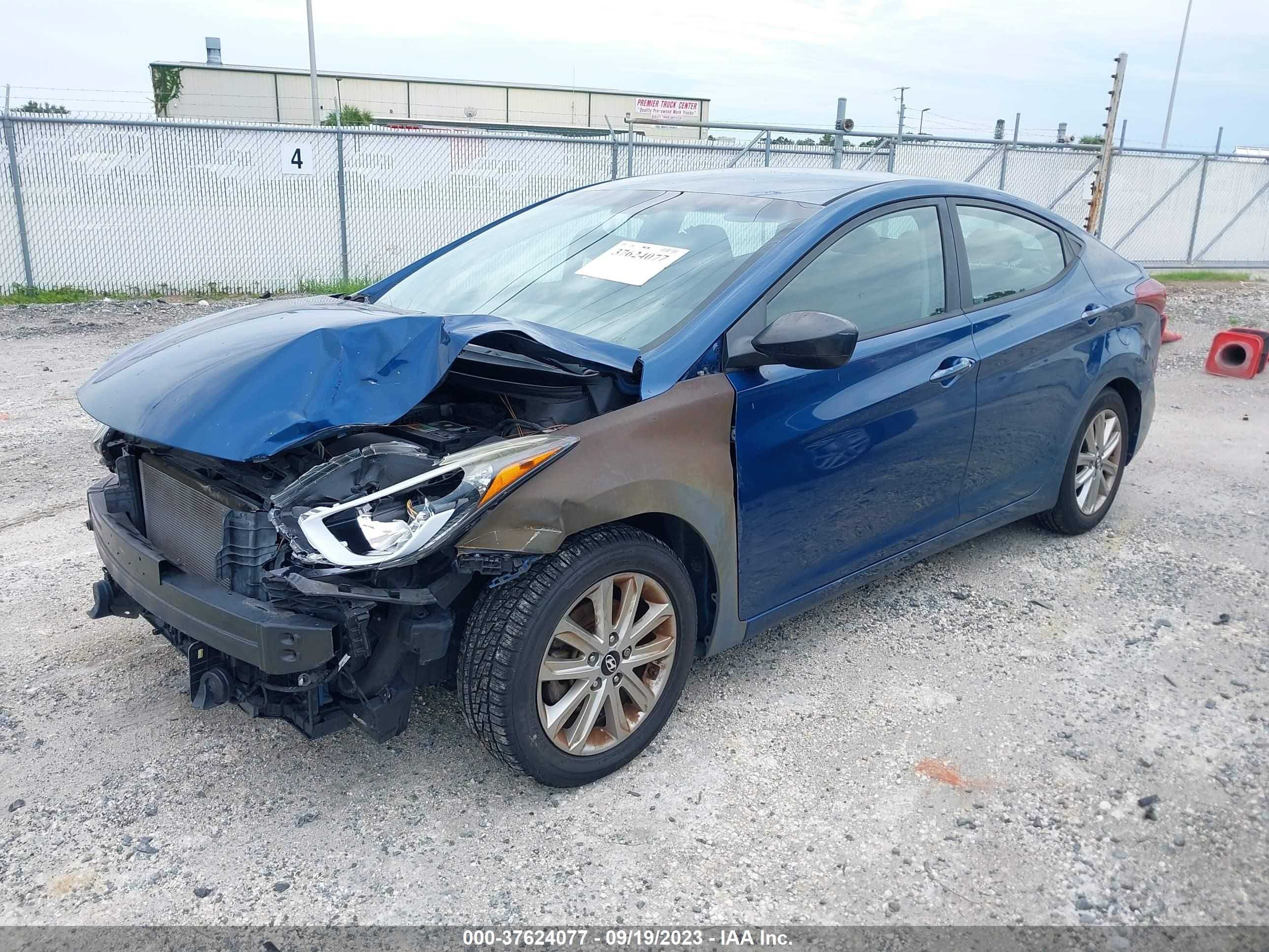 Photo 1 VIN: KMHDH4AE1GU570308 - HYUNDAI ELANTRA 