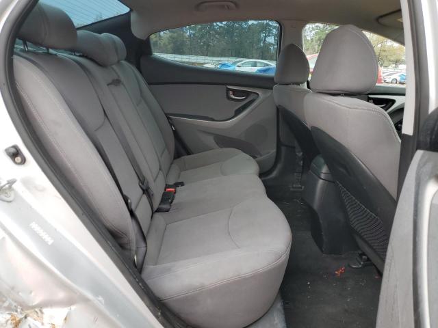 Photo 9 VIN: KMHDH4AE1GU573967 - HYUNDAI ELANTRA 