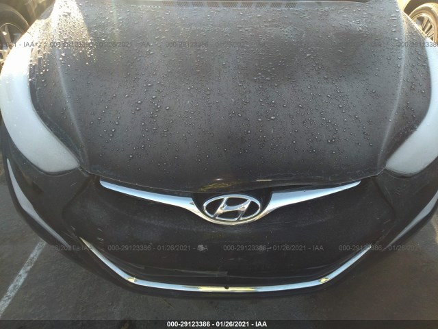 Photo 9 VIN: KMHDH4AE1GU589912 - HYUNDAI ELANTRA 