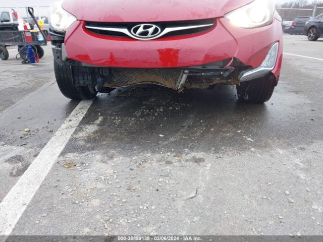 Photo 5 VIN: KMHDH4AE1GU598920 - HYUNDAI ELANTRA 