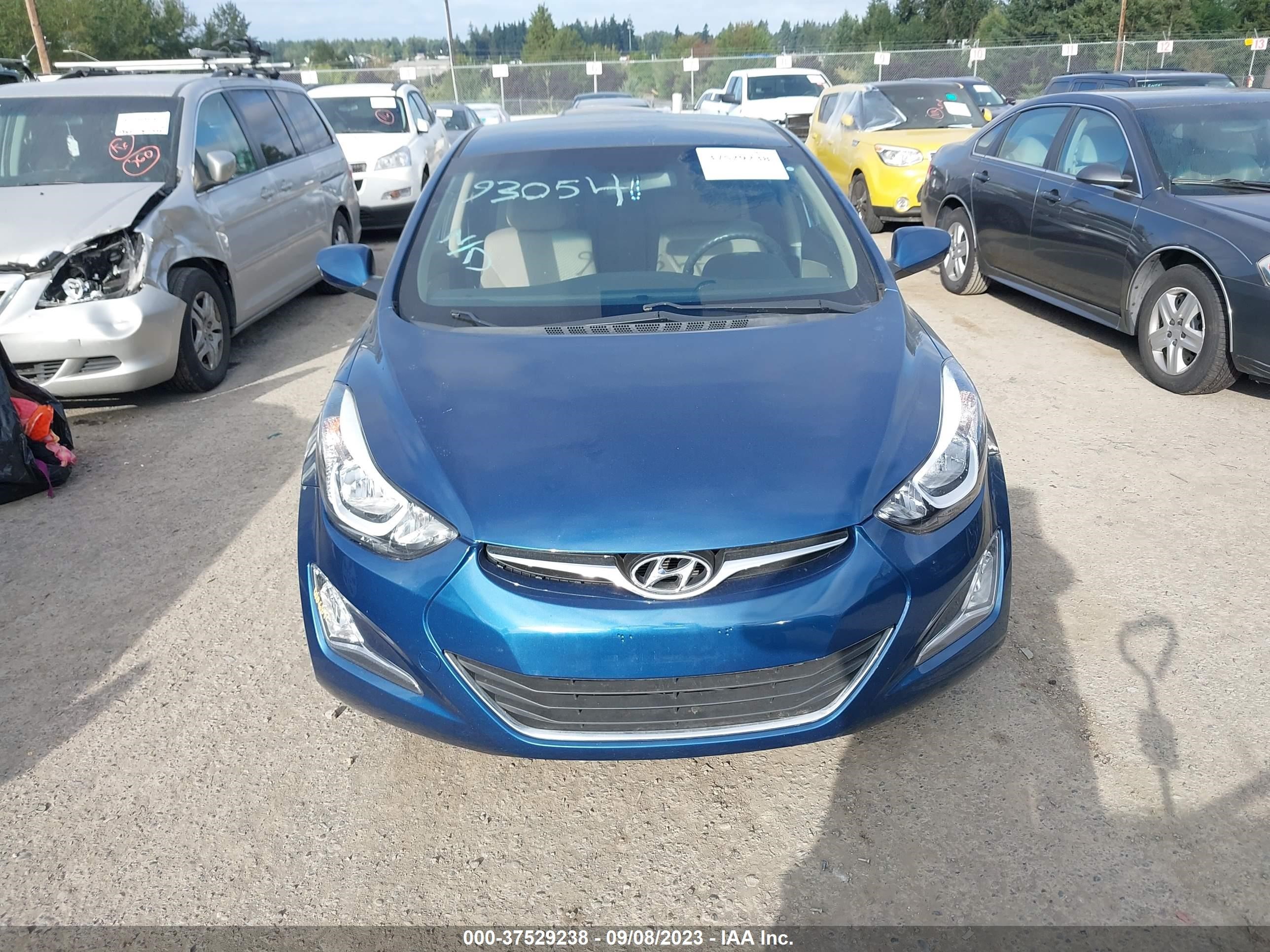 Photo 10 VIN: KMHDH4AE1GU619104 - HYUNDAI ELANTRA 