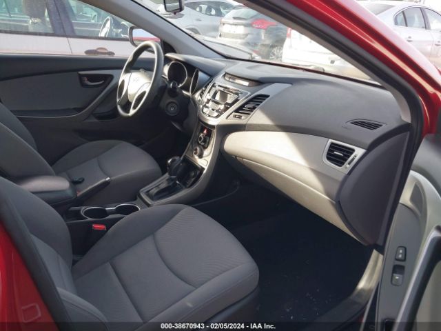 Photo 4 VIN: KMHDH4AE1GU623699 - HYUNDAI ELANTRA 