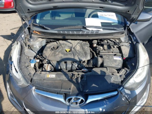 Photo 9 VIN: KMHDH4AE1GU623783 - HYUNDAI ELANTRA 