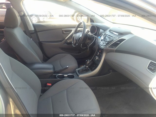 Photo 4 VIN: KMHDH4AE1GU650420 - HYUNDAI ELANTRA 