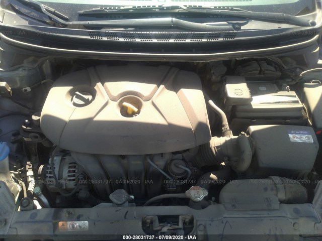 Photo 9 VIN: KMHDH4AE1GU650420 - HYUNDAI ELANTRA 