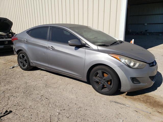 Photo 3 VIN: KMHDH4AE2BU087953 - HYUNDAI ELANTRA 