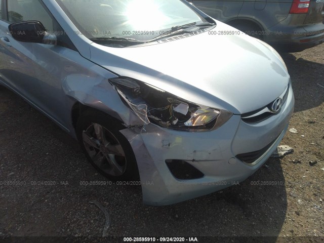 Photo 5 VIN: KMHDH4AE2BU097429 - HYUNDAI ELANTRA 