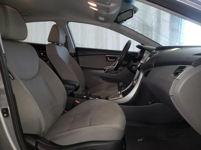 Photo 4 VIN: KMHDH4AE2BU100278 - HYUNDAI ELANTRA GL 