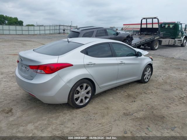 Photo 3 VIN: KMHDH4AE2BU117968 - HYUNDAI ELANTRA 