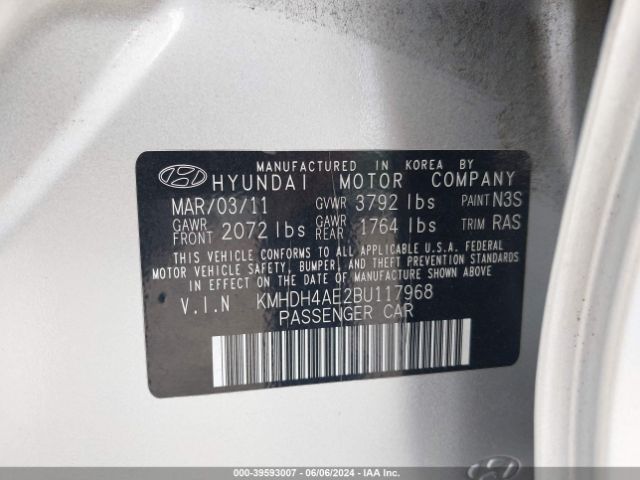 Photo 8 VIN: KMHDH4AE2BU117968 - HYUNDAI ELANTRA 