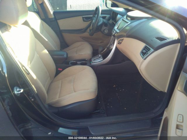 Photo 4 VIN: KMHDH4AE2BU122300 - HYUNDAI ELANTRA 