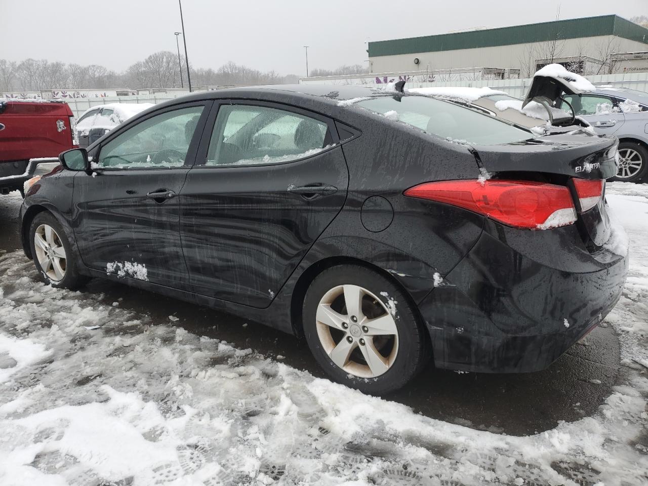 Photo 1 VIN: KMHDH4AE2BU126881 - HYUNDAI ELANTRA 