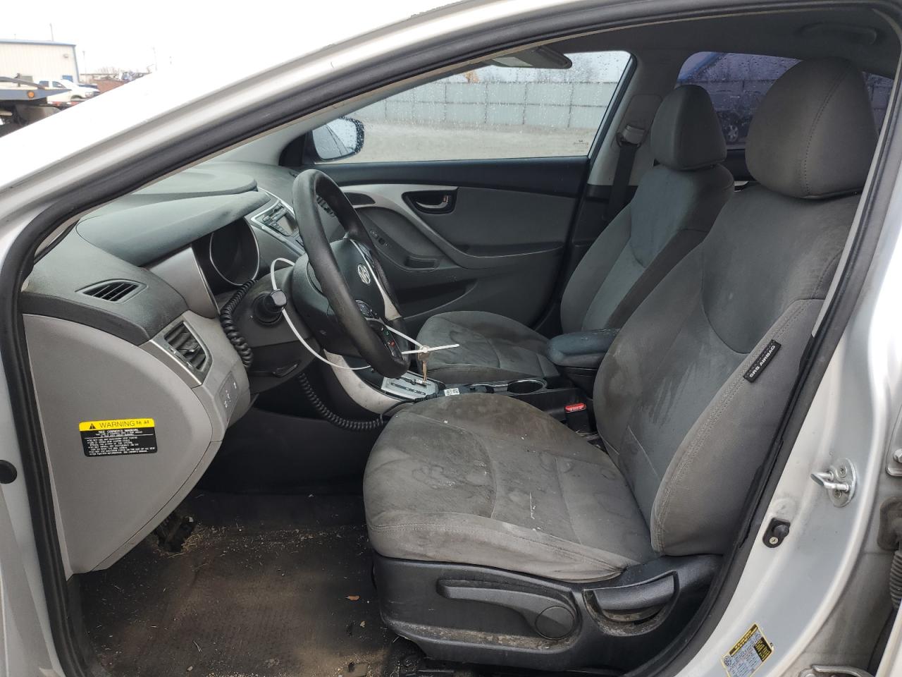 Photo 6 VIN: KMHDH4AE2CU205176 - HYUNDAI ELANTRA 