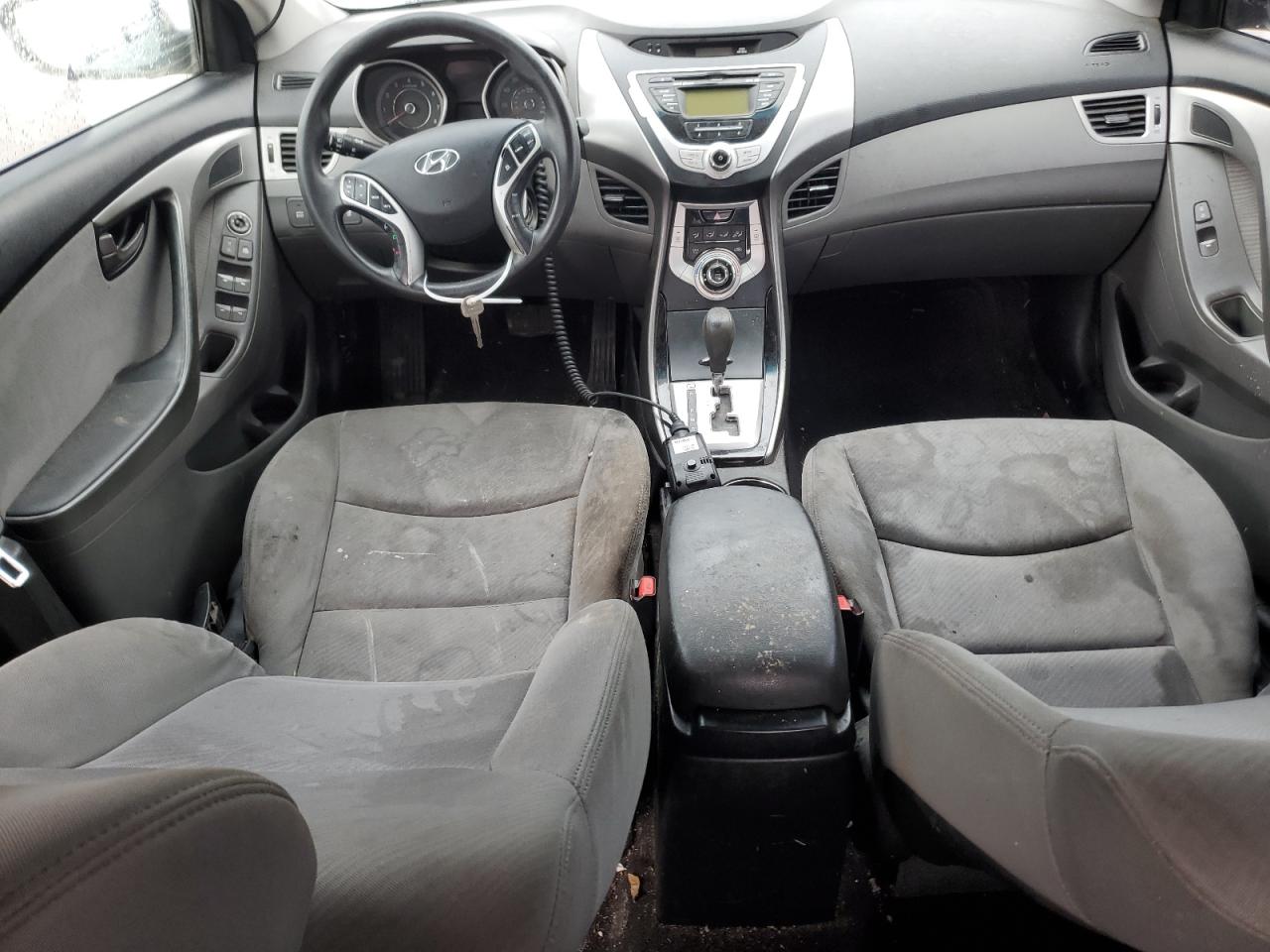 Photo 7 VIN: KMHDH4AE2CU205176 - HYUNDAI ELANTRA 