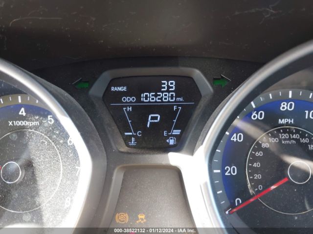 Photo 6 VIN: KMHDH4AE2CU213360 - HYUNDAI ELANTRA 