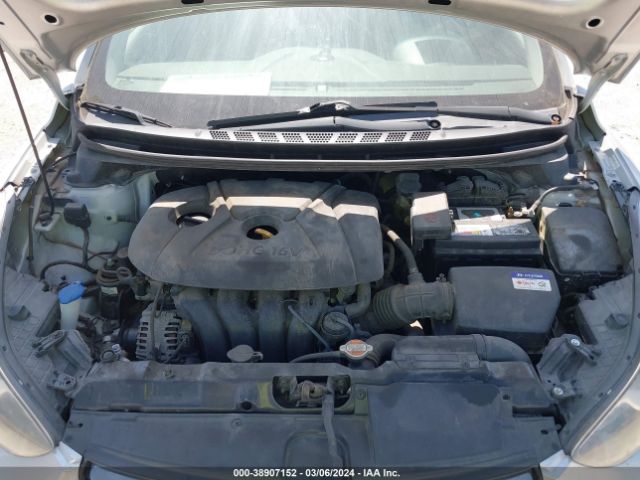 Photo 9 VIN: KMHDH4AE2CU213813 - HYUNDAI ELANTRA 