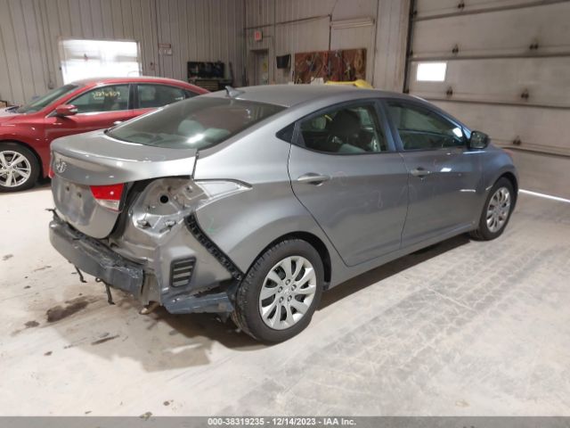 Photo 3 VIN: KMHDH4AE2CU230790 - HYUNDAI ELANTRA 