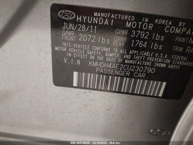 Photo 8 VIN: KMHDH4AE2CU230790 - HYUNDAI ELANTRA 